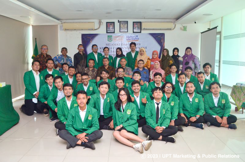 Pelepasan Calon Wisudawan/ti Fakultas Teknik dan Sains Periode Semester Ganjil 2022/2023
