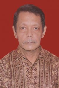 Nama: Prof. Dr. H. Budi Santoso, M.Sc Jabatan: Profesor Bidang: Fiska Komputasi, Fisika Nuklir, Fisika Teori