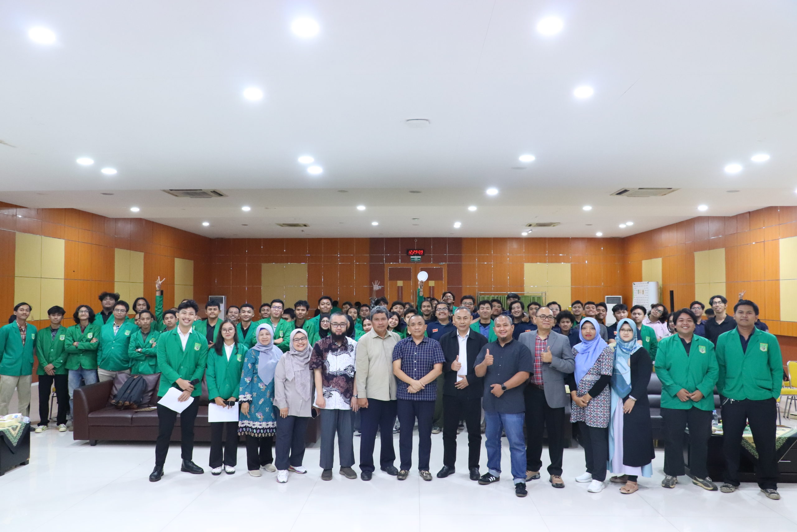 Kenalkan Karier pada Dunia Minyak dan Energi, Prodi Teknik Mesin Adakan Seminar Undang Alumni