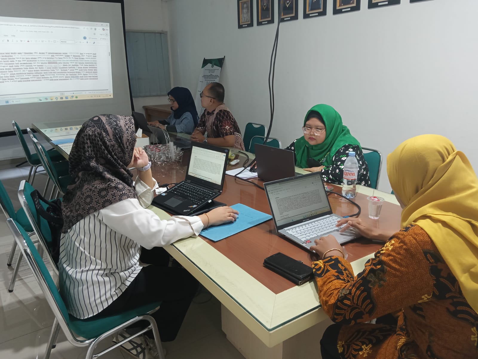 Rapat Pleno Pengisian Pemantauan Tahunan LAMSAMA Prodi Fisika